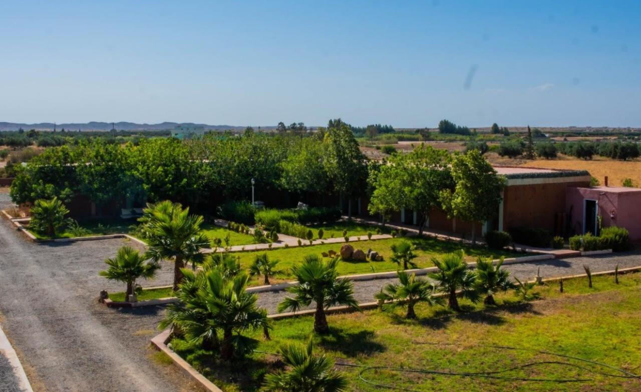 Benyakoub Hotel Mahirija Exterior photo